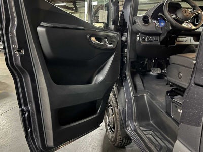 2026 Mercedes-Benz Sprinter 2500 Standard Roof I4 Diesel HO 144 AWD