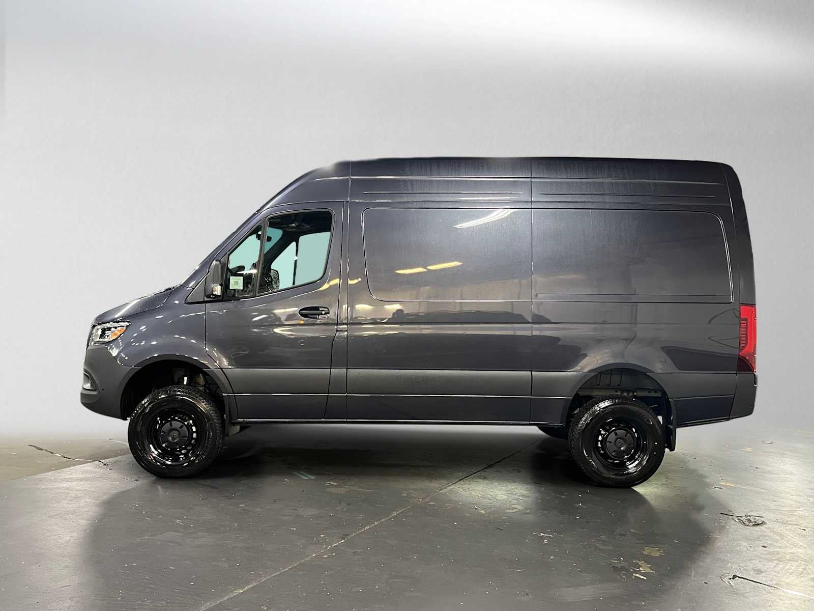 2026 Mercedes-Benz Sprinter 2500 Standard Roof I4 Diesel HO 144 AWD