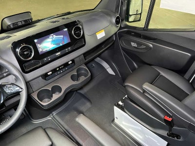 2025 Mercedes-Benz Sprinter Cargo 2500 Standard Roof I4 Diesel HO 144 AWD