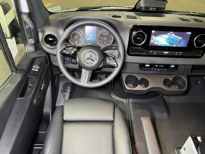 2025 Mercedes-Benz Sprinter Cargo 2500 Standard Roof I4 Diesel HO 144 AWD