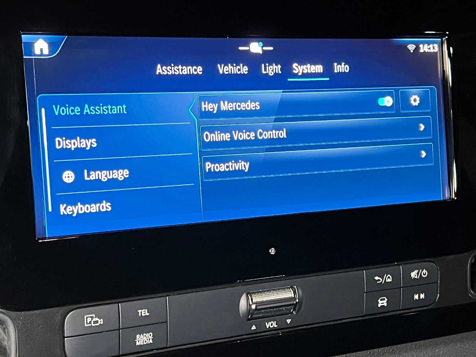 2026 Mercedes-Benz Sprinter 2500 Standard Roof I4 Diesel HO 144 AWD