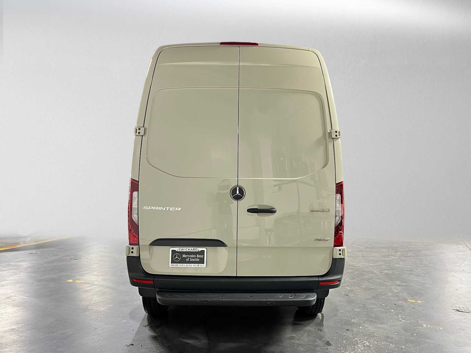 2026 Mercedes-Benz Sprinter 2500 Standard Roof I4 Diesel HO 144 AWD