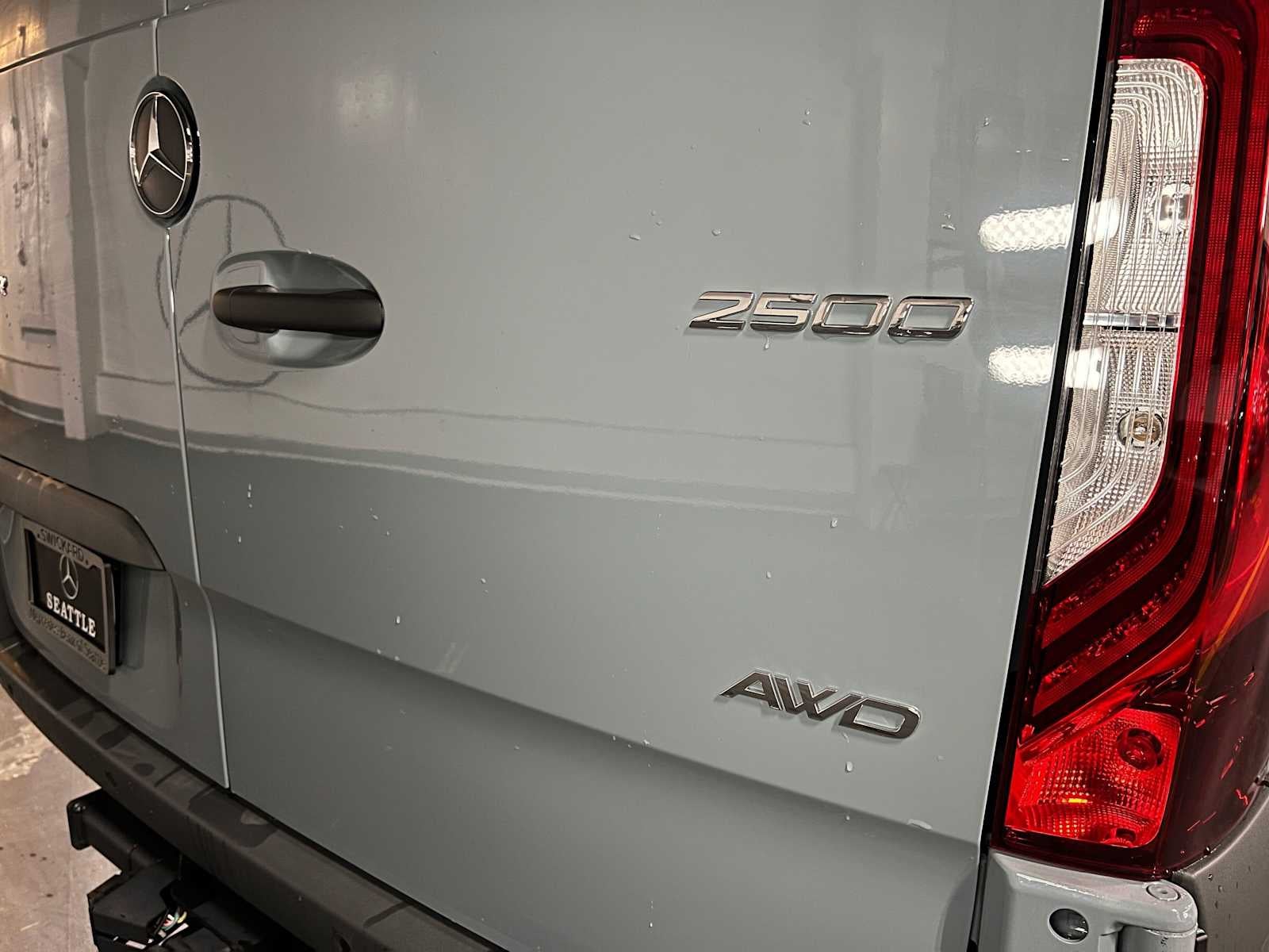 2026 Mercedes-Benz Sprinter 2500 Standard Roof I4 Diesel HO 144 AWD