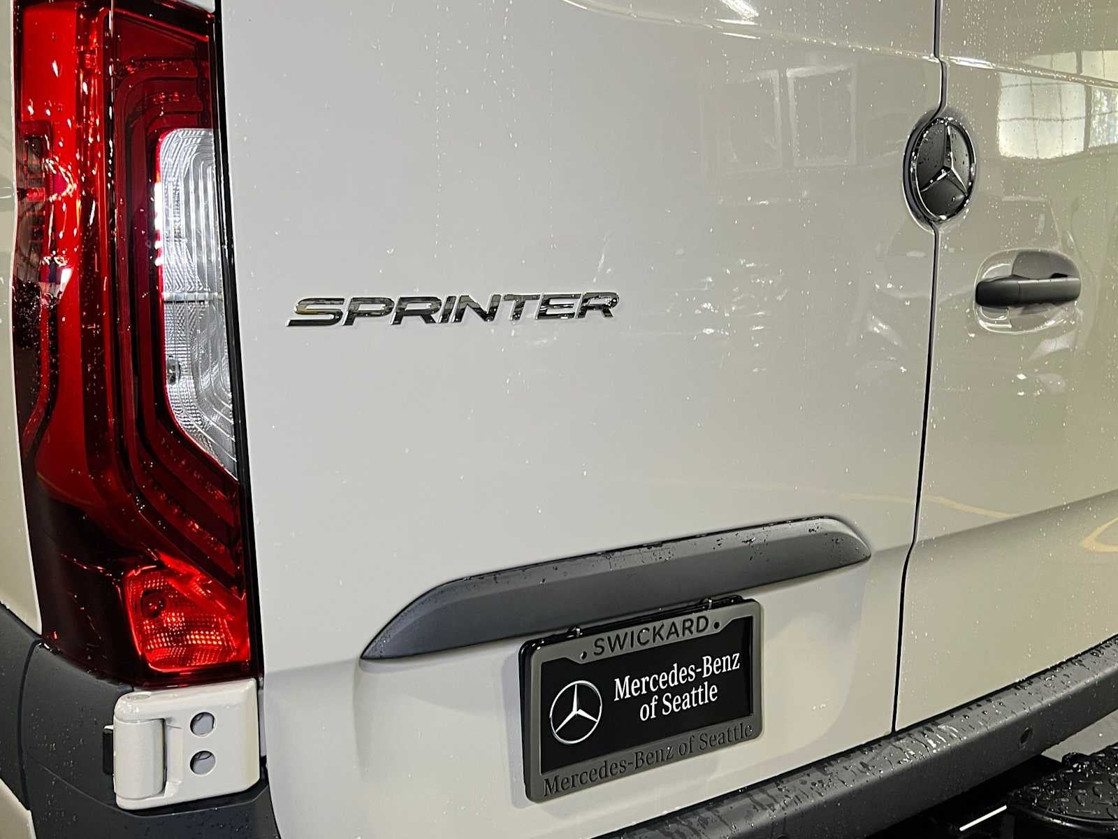 2027 Mercedes-Benz Sprinter Cargo 2500 Standard Roof I4 Diesel HO 144 AWD