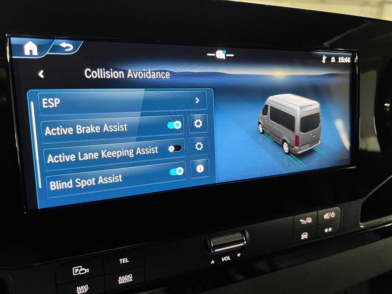 2027 Mercedes-Benz Sprinter Cargo 2500 Standard Roof I4 Diesel HO 144 AWD