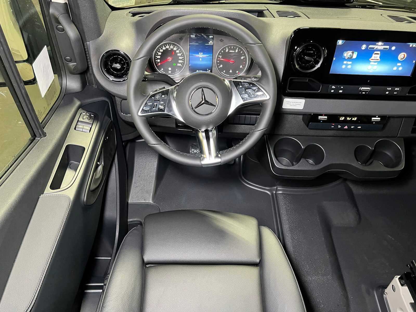 2027 Mercedes-Benz Sprinter Cargo 2500 Standard Roof I4 Diesel HO 144 AWD