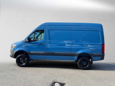 2027 Mercedes-Benz Sprinter Cargo 2500 Standard Roof I4 Diesel HO 144 AWD