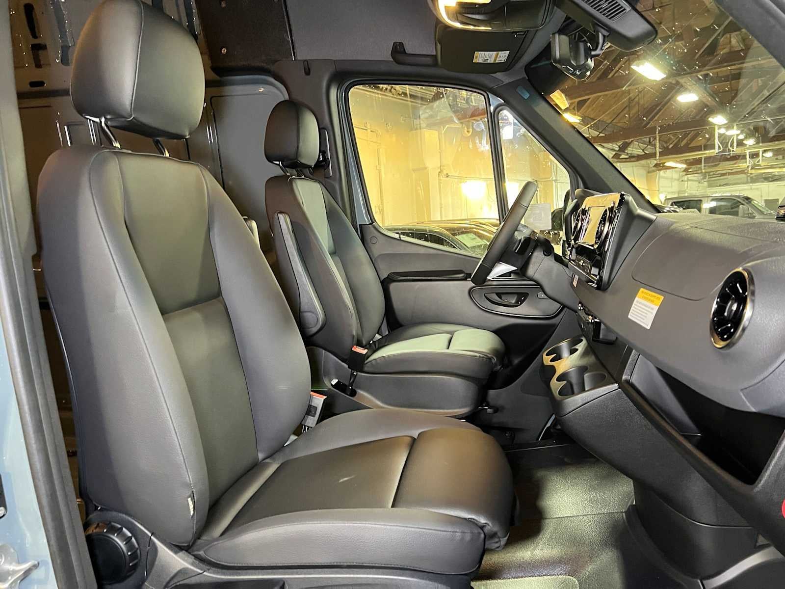 2026 Mercedes-Benz Sprinter Cargo 2500 Standard Roof I4 Diesel HO 144 AWD