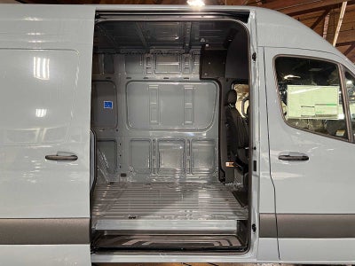 2026 Mercedes-Benz Sprinter Cargo 2500 Standard Roof I4 Diesel HO 144 AWD