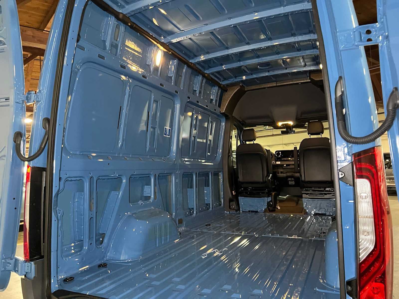 2027 Mercedes-Benz Sprinter Cargo 2500 Standard Roof I4 Diesel HO 144 AWD