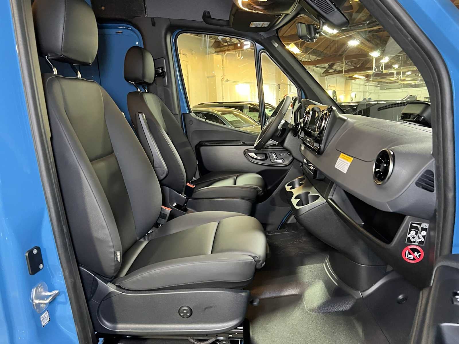 2027 Mercedes-Benz Sprinter Cargo 2500 Standard Roof I4 Diesel HO 144 AWD