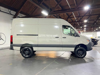 2027 Mercedes-Benz Sprinter Cargo 2500 Standard Roof I4 Diesel HO 144 AWD