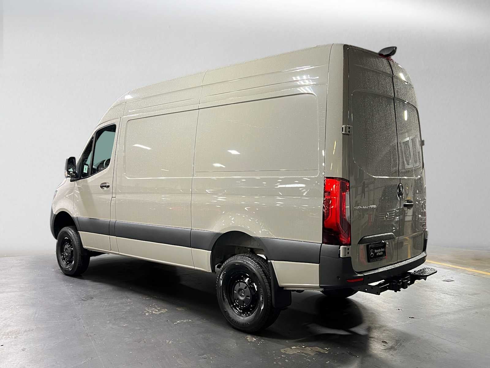 2027 Mercedes-Benz Sprinter Cargo 2500 Standard Roof I4 Diesel HO 144 AWD