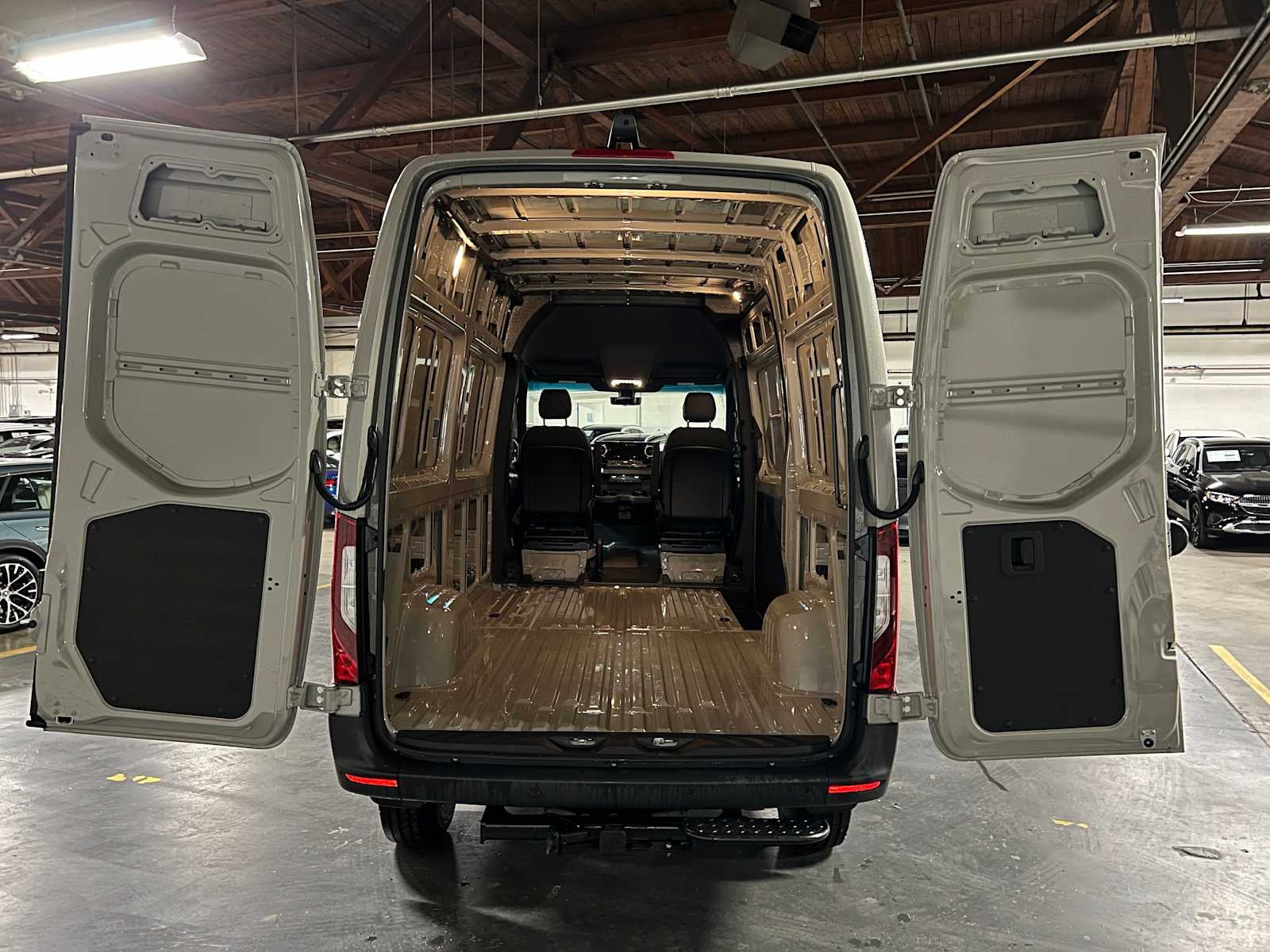 2026 Mercedes-Benz Sprinter 2500 Standard Roof I4 Diesel HO 144" AWD