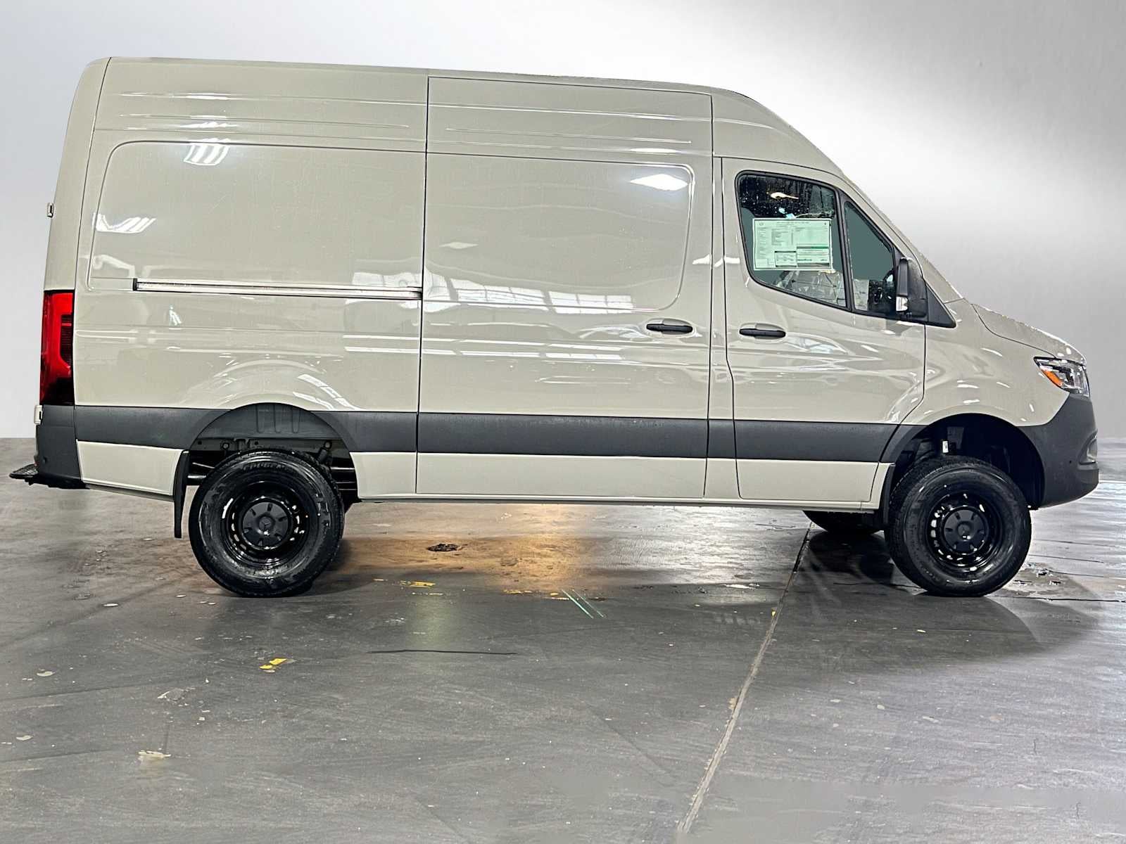 2026 Mercedes-Benz Sprinter 2500 Standard Roof I4 Diesel HO 144" AWD