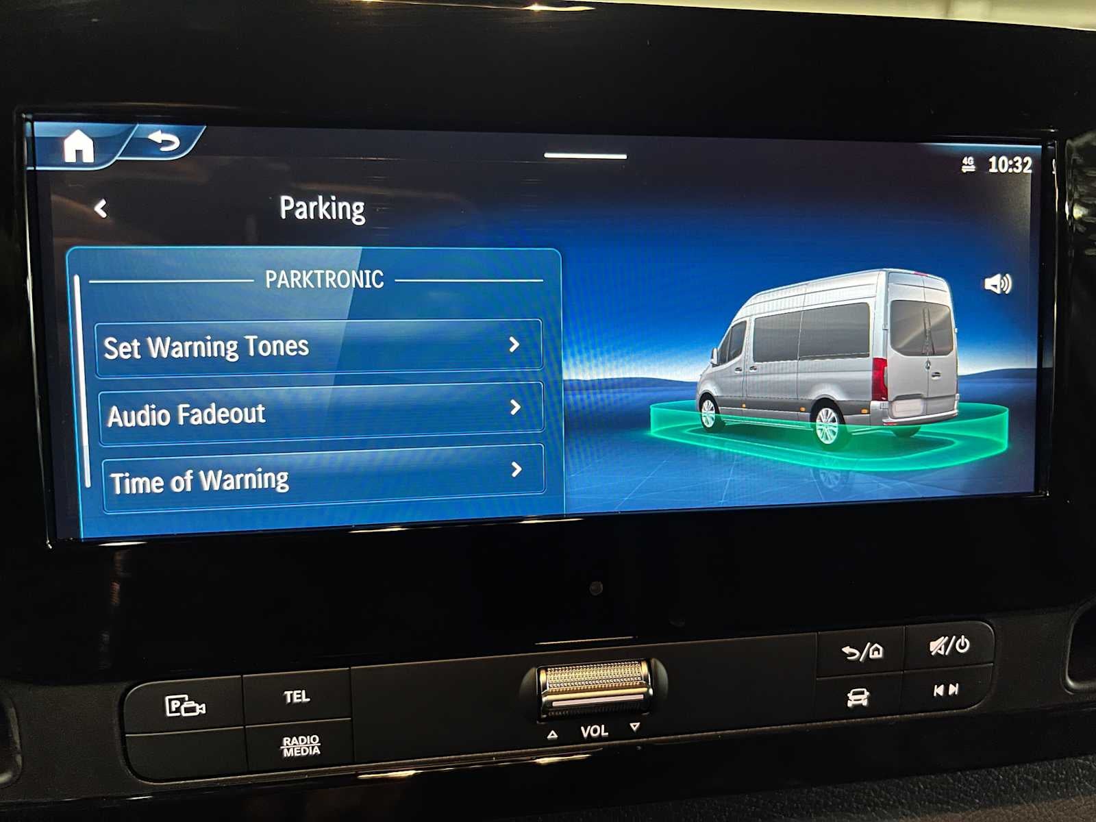 2026 Mercedes-Benz Sprinter 2500 Standard Roof I4 Diesel HO 144" AWD