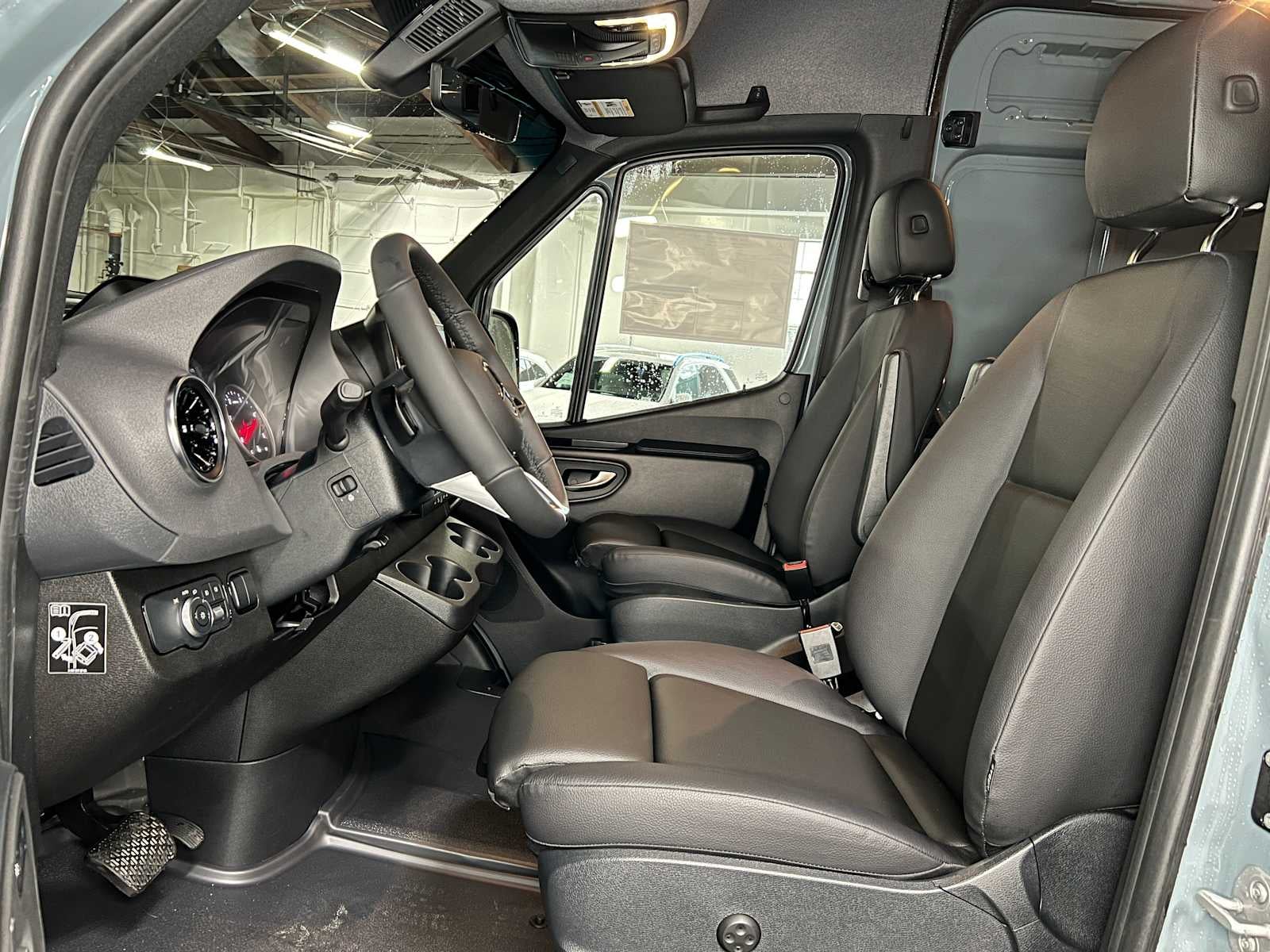 2026 Mercedes-Benz Sprinter 2500 Standard Roof I4 Diesel HO 144" AWD