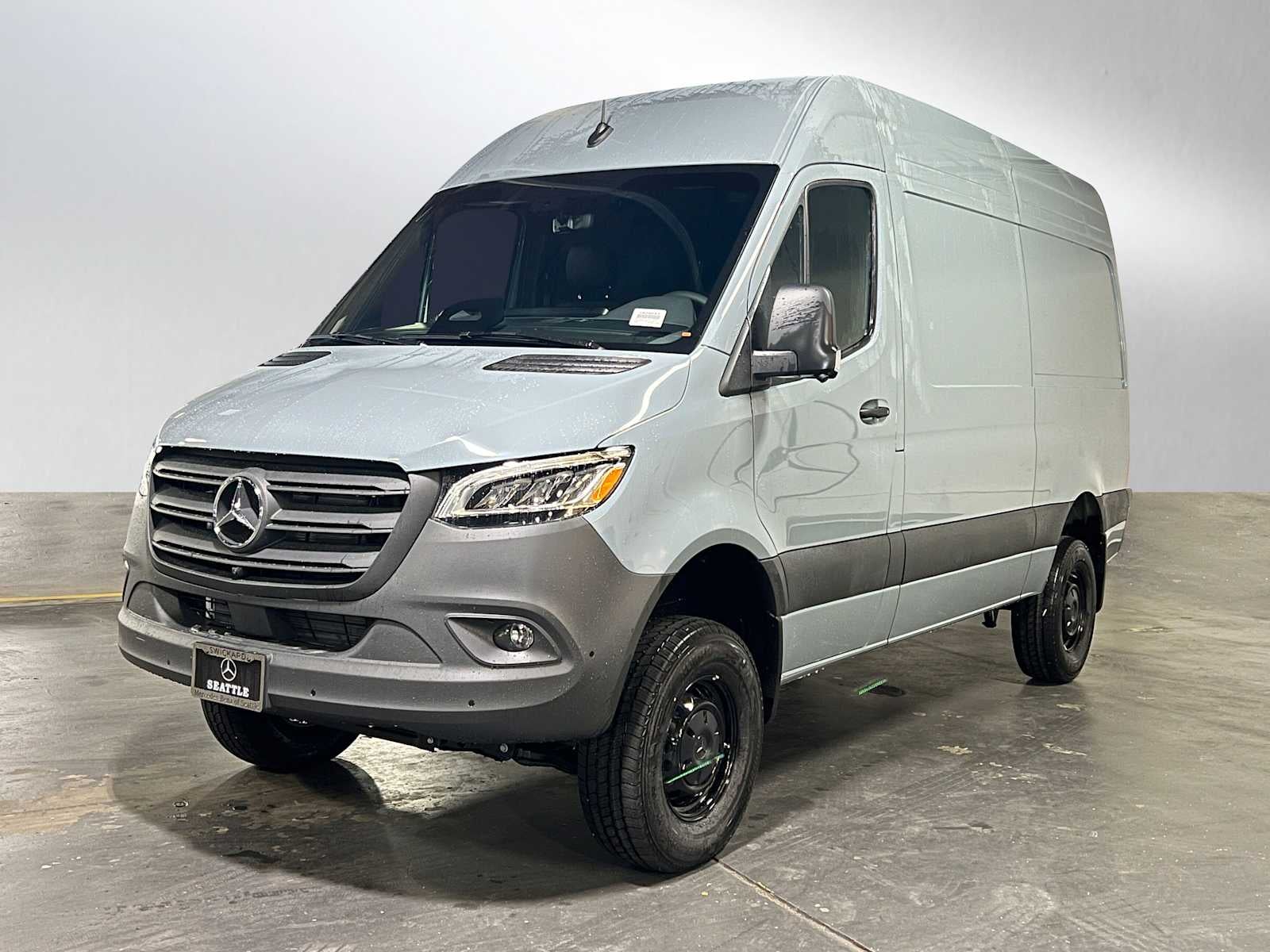 2026 Mercedes-Benz Sprinter 2500 Standard Roof I4 Diesel HO 144" AWD
