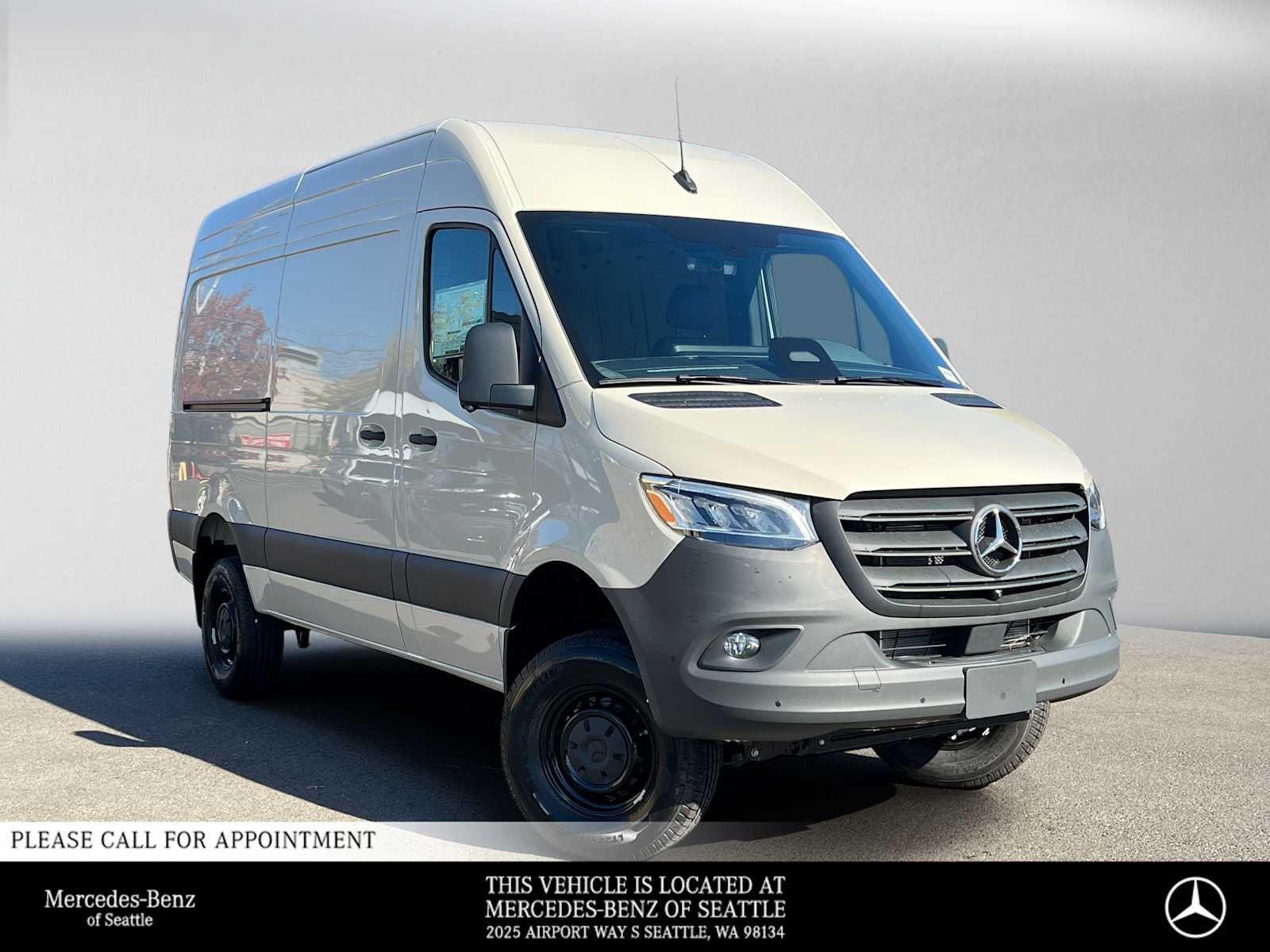 2027 Mercedes-Benz Sprinter Cargo 2500 Standard Roof I4 Diesel HO 144 AWD