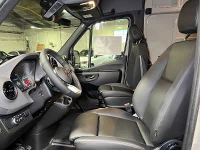 2027 Mercedes-Benz Sprinter Cargo 2500 Standard Roof I4 Diesel HO 144 AWD