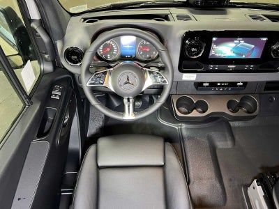 2027 Mercedes-Benz Sprinter Cargo 2500 Standard Roof I4 Diesel HO 144 AWD