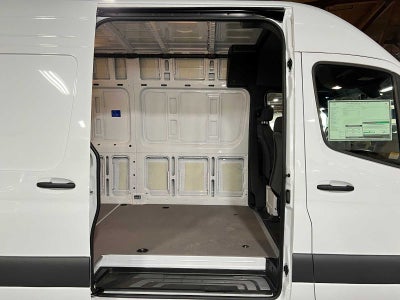 2025 Mercedes-Benz Sprinter Cargo Van 2500 High Roof I4 Diesel HO 170 RWD