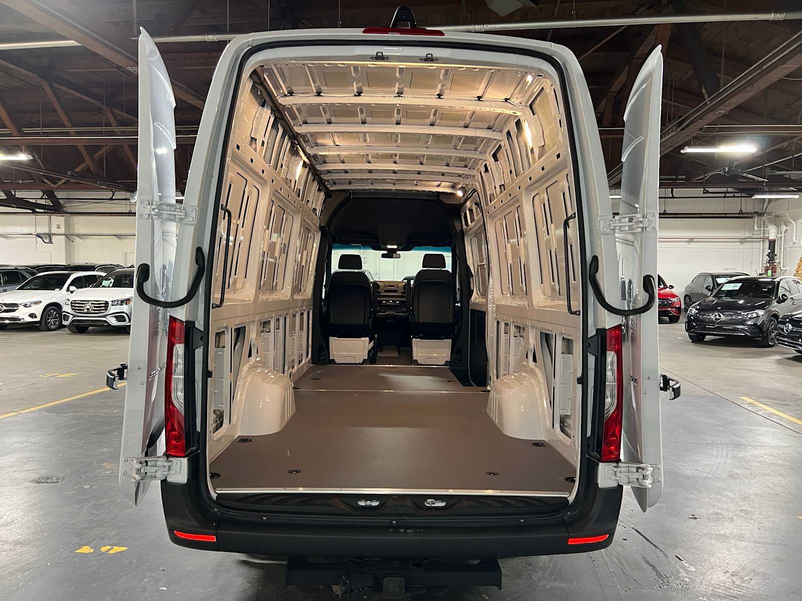 2025 Mercedes-Benz Sprinter Cargo Van 2500 High Roof I4 Diesel HO 170 RWD