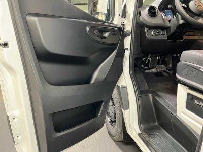 2025 Mercedes-Benz Sprinter Cargo Van 2500 High Roof I4 Diesel HO 170 RWD