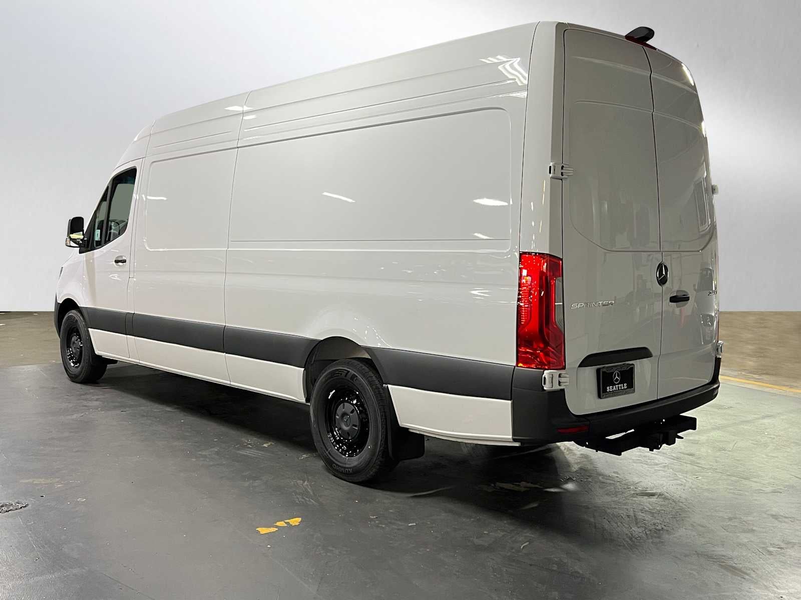 2025 Mercedes-Benz Sprinter Cargo Van 2500 High Roof I4 Diesel HO 170 RWD