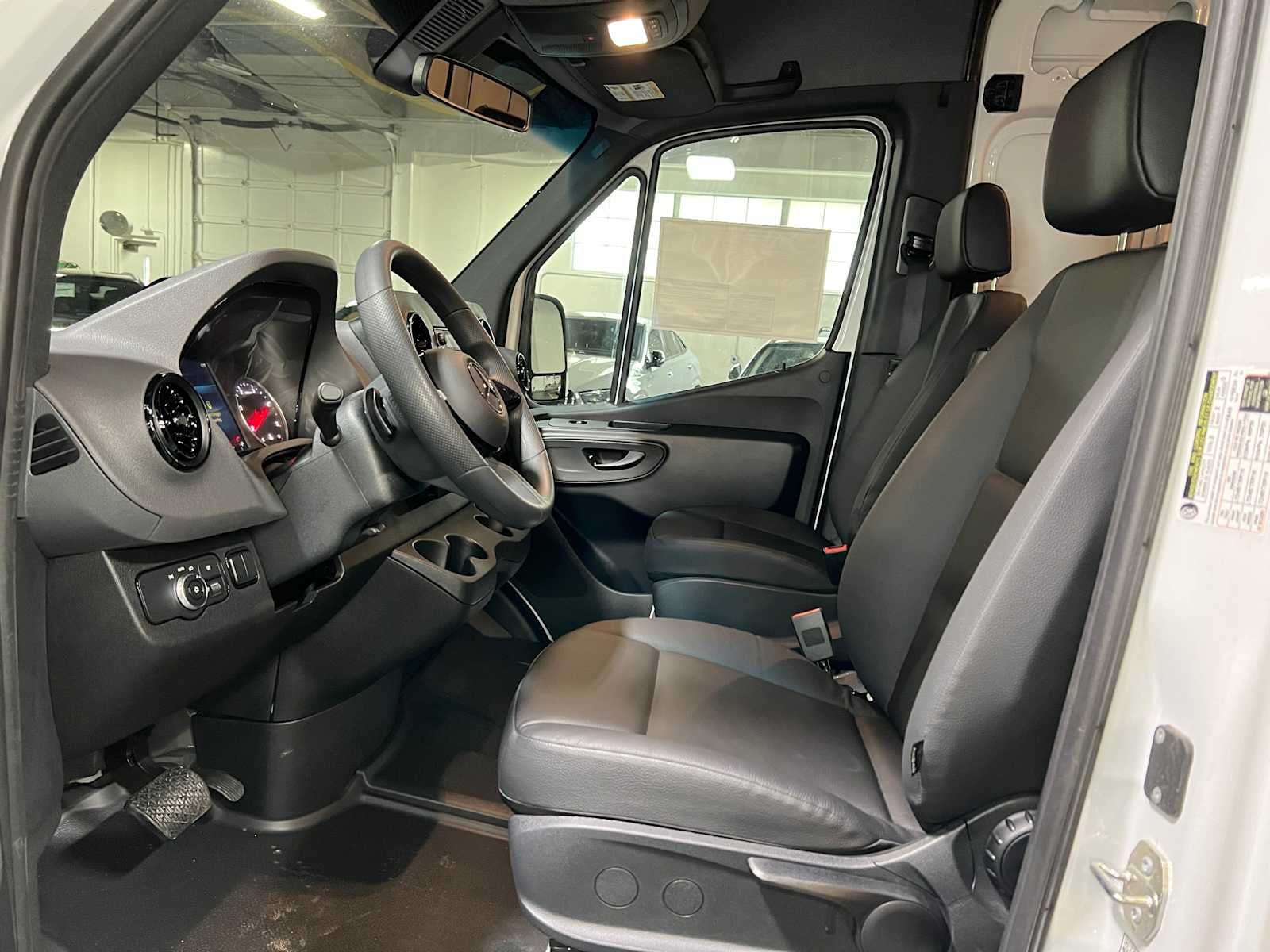 2025 Mercedes-Benz Sprinter Cargo Van 2500 High Roof I4 Diesel HO 170 RWD