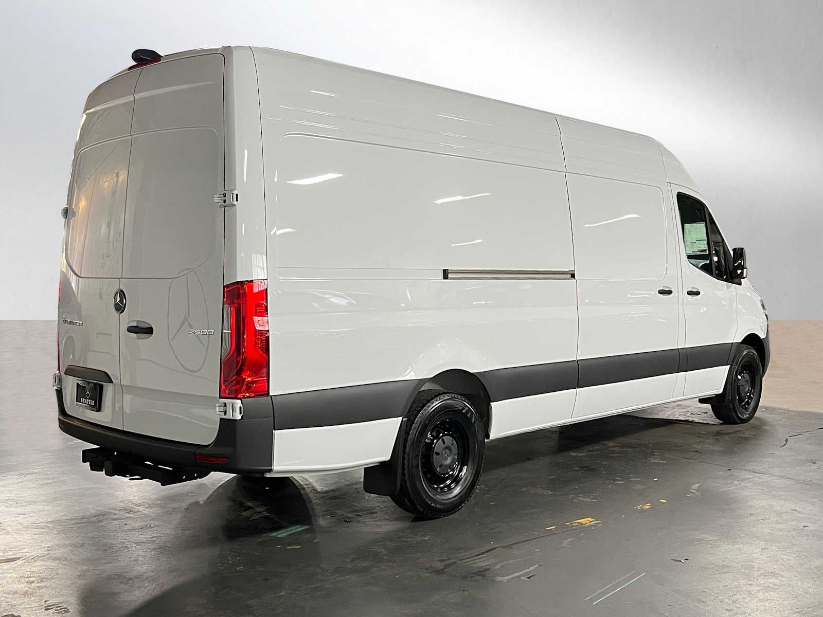 2025 Mercedes-Benz Sprinter Cargo Van 2500 High Roof I4 Diesel HO 170 RWD