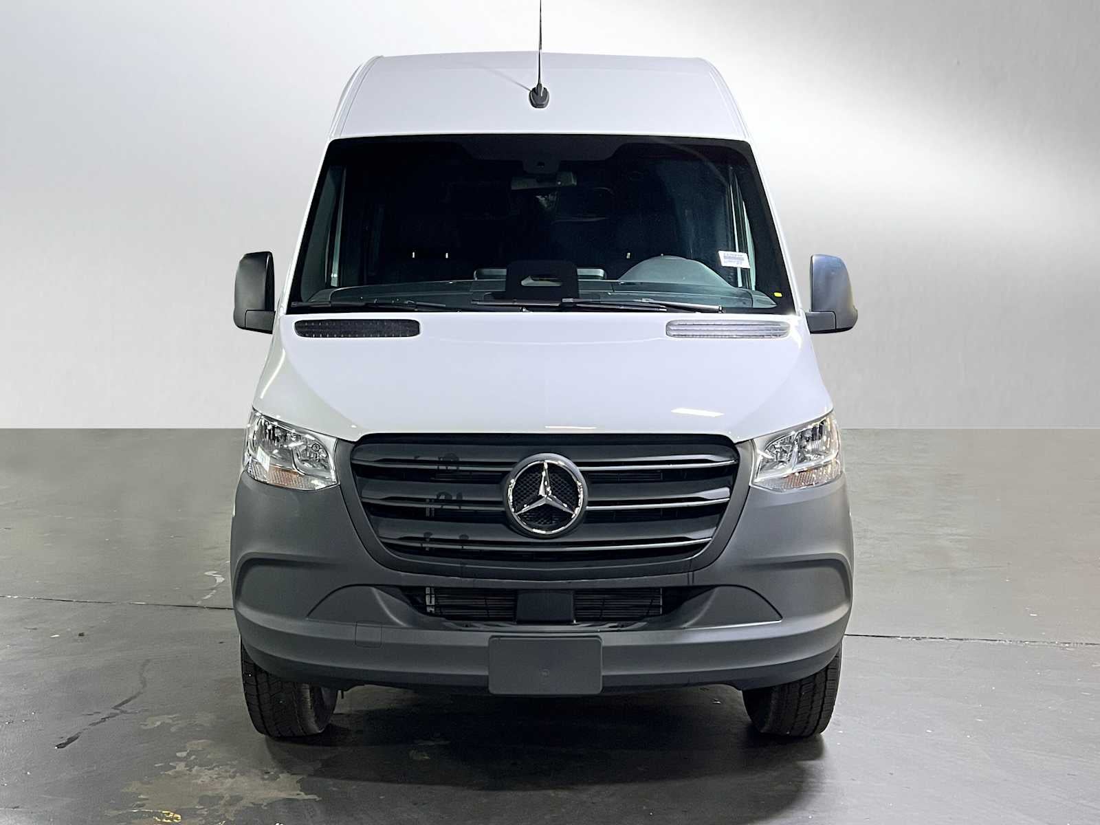 2025 Mercedes-Benz Sprinter Cargo Van 2500 High Roof I4 Diesel HO 170 RWD