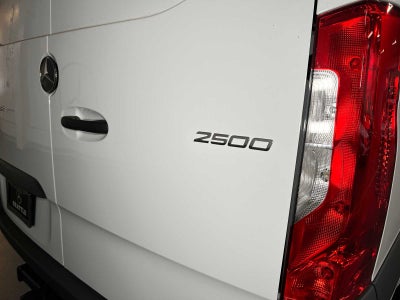 2026 Mercedes-Benz Sprinter 2500 High Roof I4 Diesel HO 170 RWD