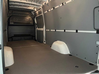 2026 Mercedes-Benz Sprinter 2500 High Roof I4 Diesel HO 170 RWD