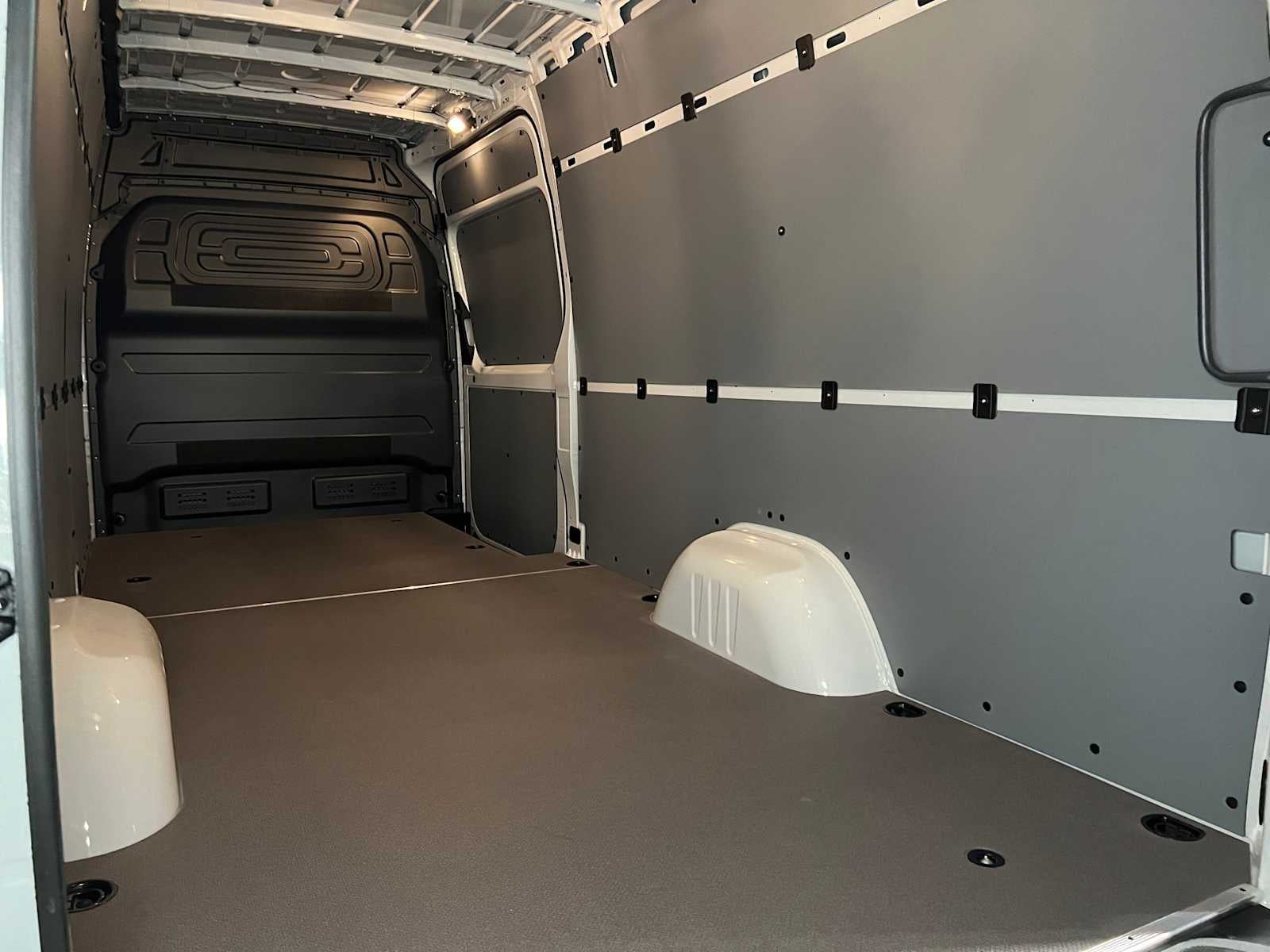 2026 Mercedes-Benz Sprinter 2500 High Roof I4 Diesel HO 170 RWD
