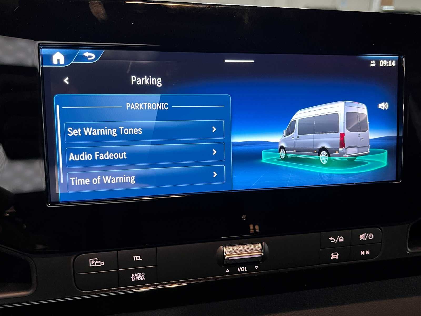 2026 Mercedes-Benz Sprinter 2500 High Roof I4 Diesel HO 170 RWD