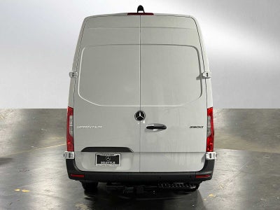 2026 Mercedes-Benz Sprinter 2500 High Roof I4 Diesel HO 170 RWD