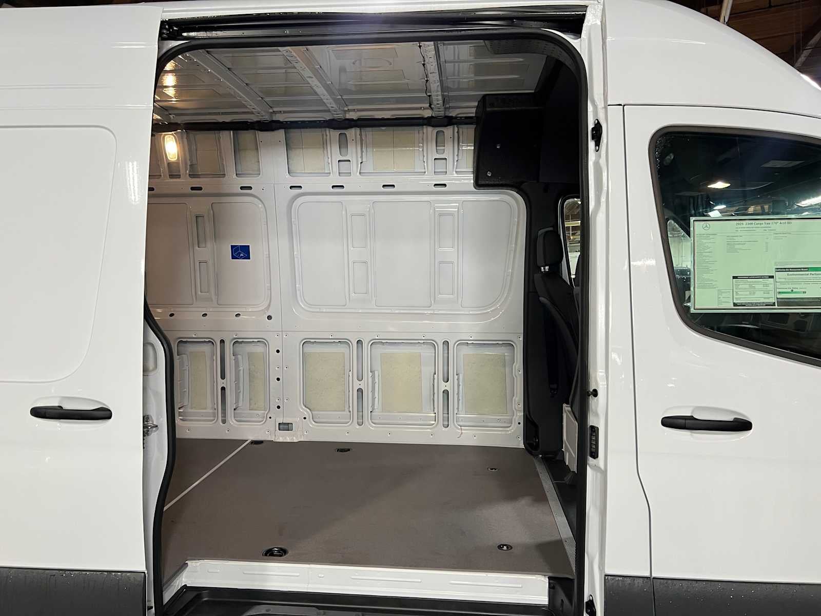 2025 Mercedes-Benz Sprinter Cargo Van 2500 High Roof I4 Diesel HO 170 RWD