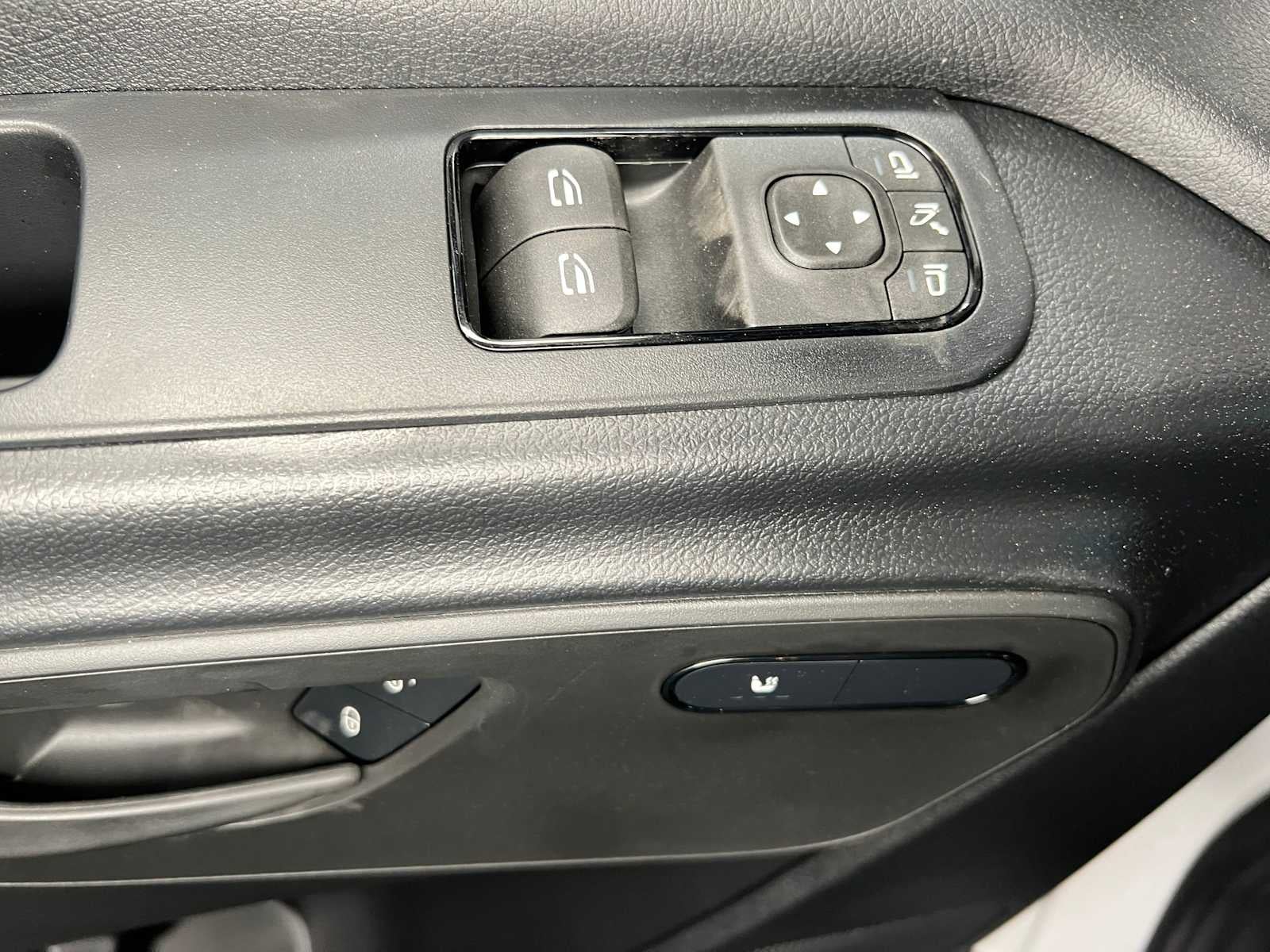 2025 Mercedes-Benz Sprinter Cargo Van 2500 High Roof I4 Diesel HO 170 RWD