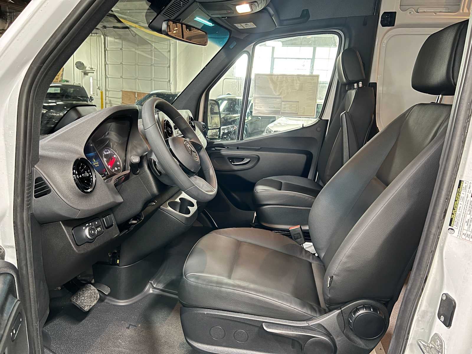 2025 Mercedes-Benz Sprinter Cargo Van 2500 High Roof I4 Diesel HO 170 RWD