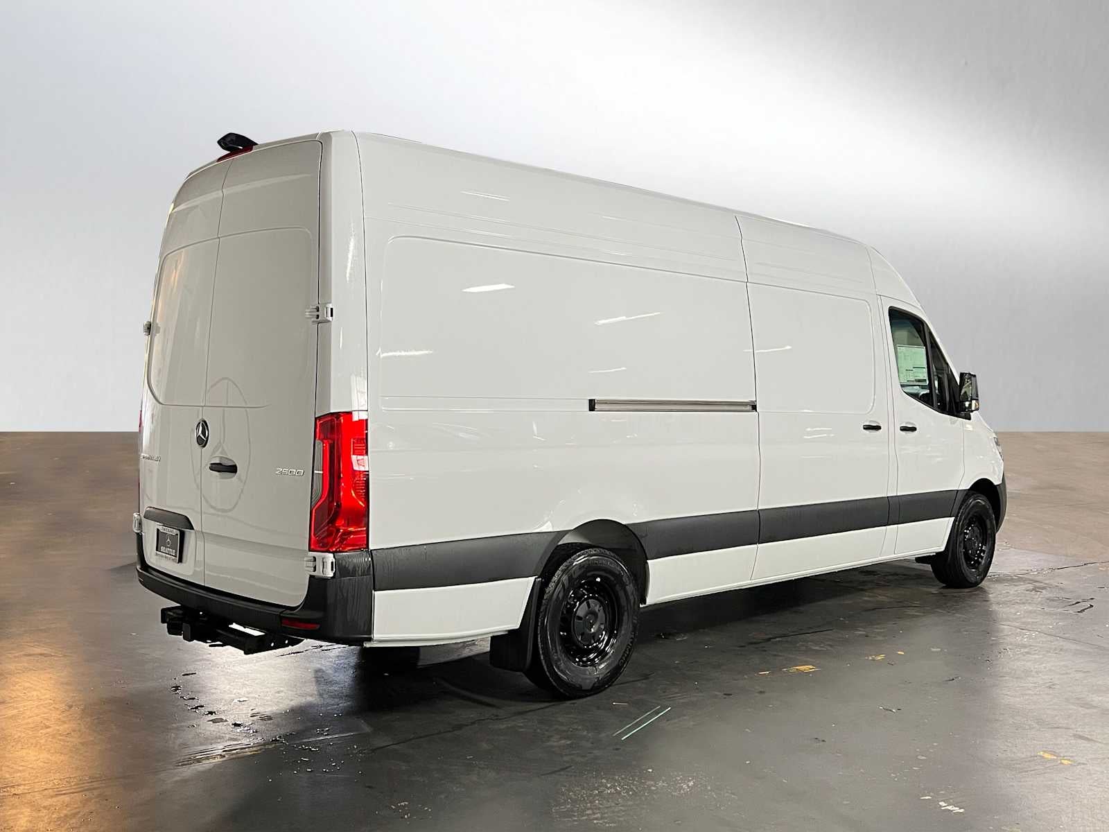 2025 Mercedes-Benz Sprinter Cargo Van 2500 High Roof I4 Diesel HO 170 RWD