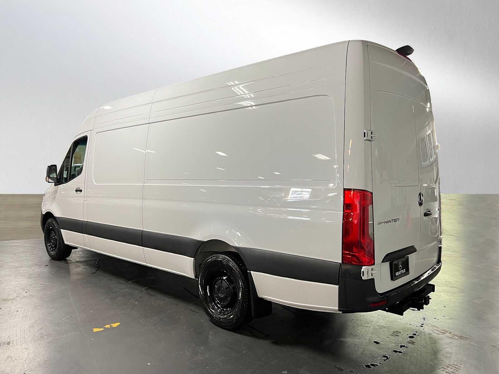 2025 Mercedes-Benz Sprinter Cargo Van 2500 High Roof I4 Diesel HO 170 RWD