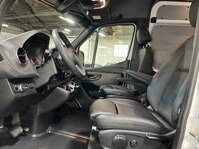 2025 Mercedes-Benz Sprinter Cargo Van 2500 High Roof I4 Diesel HO 170 RWD