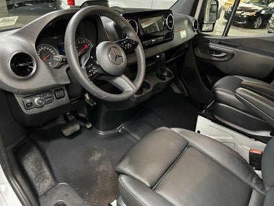 2025 Mercedes-Benz Sprinter Cargo Van 2500 High Roof I4 Diesel HO 170 RWD
