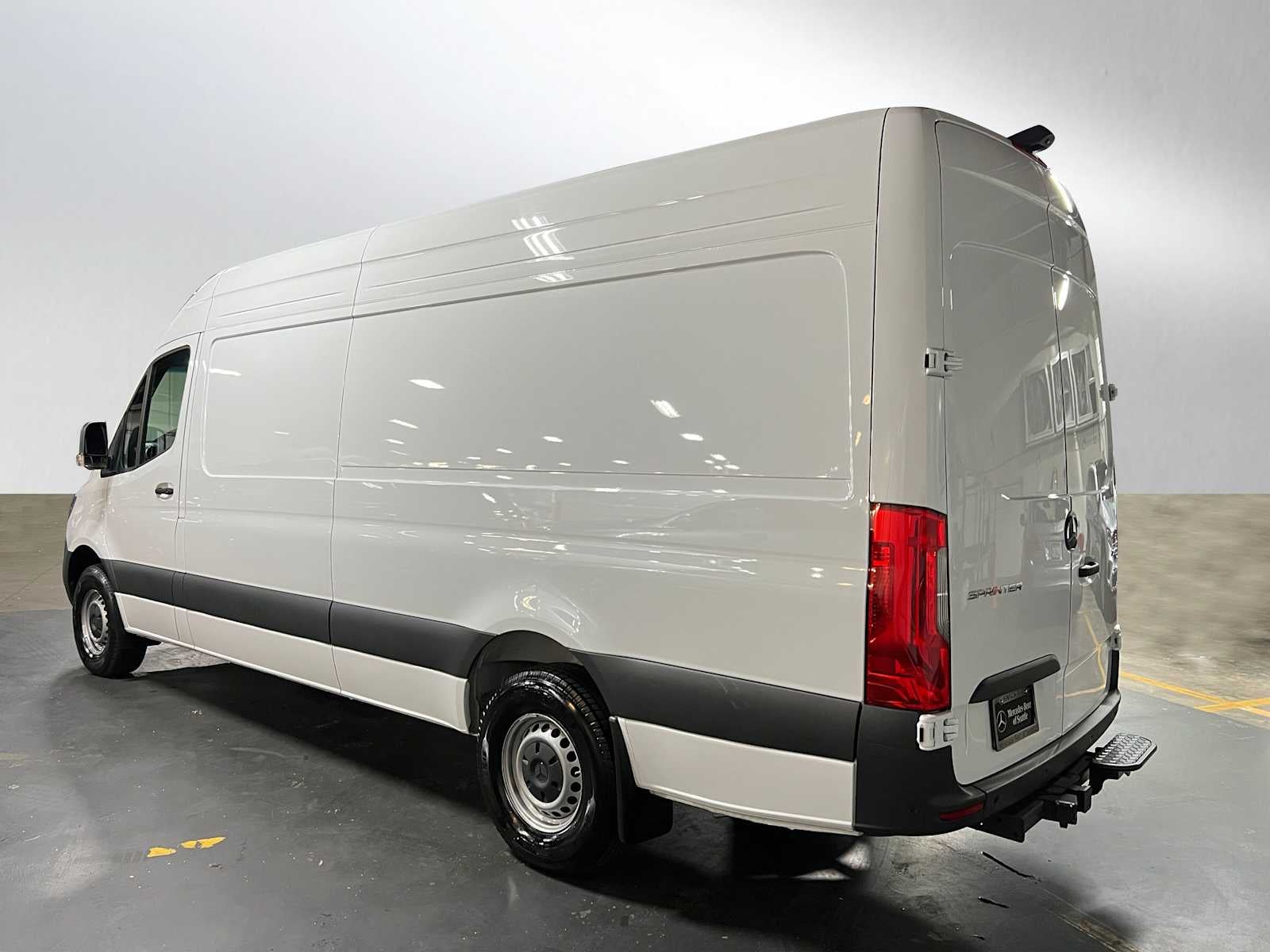 2025 Mercedes-Benz Sprinter Cargo Van 2500 High Roof I4 Diesel HO 170 RWD
