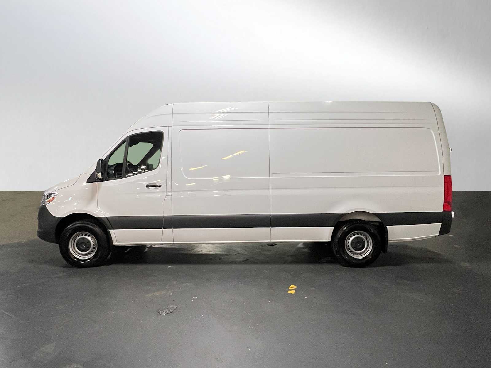 2025 Mercedes-Benz Sprinter Cargo Van 2500 High Roof I4 Diesel HO 170 RWD