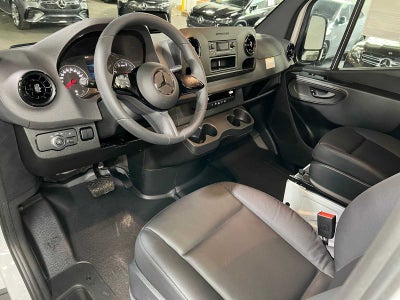 2025 Mercedes-Benz Sprinter Cargo Van 2500 High Roof I4 Diesel HO 170 RWD