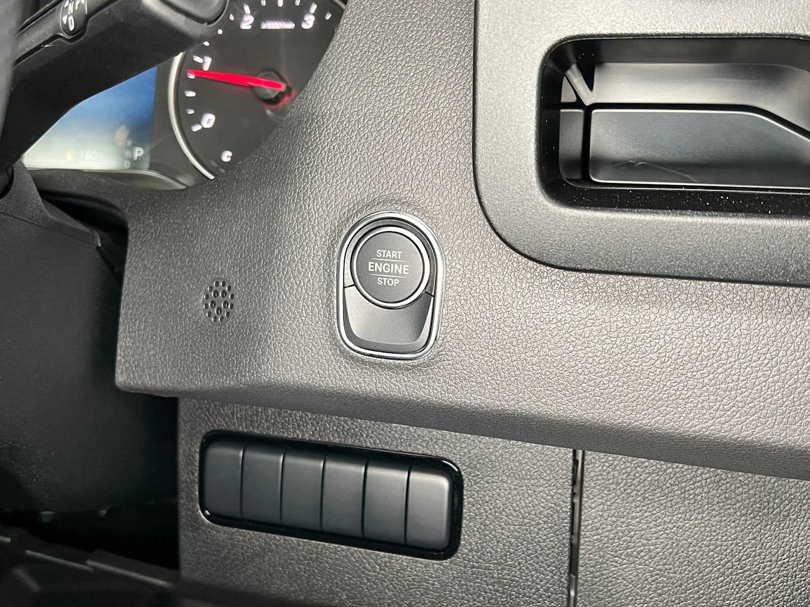 2025 Mercedes-Benz Sprinter Cargo Van 2500 High Roof I4 Diesel HO 170 RWD