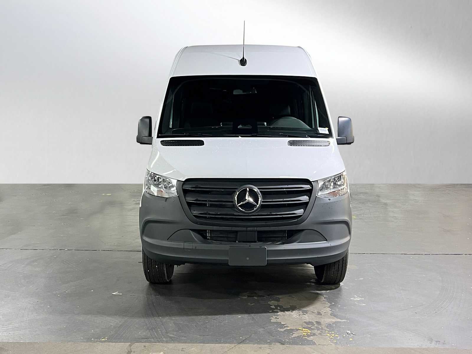 2025 Mercedes-Benz Sprinter Cargo Van 2500 High Roof I4 Diesel HO 170 RWD