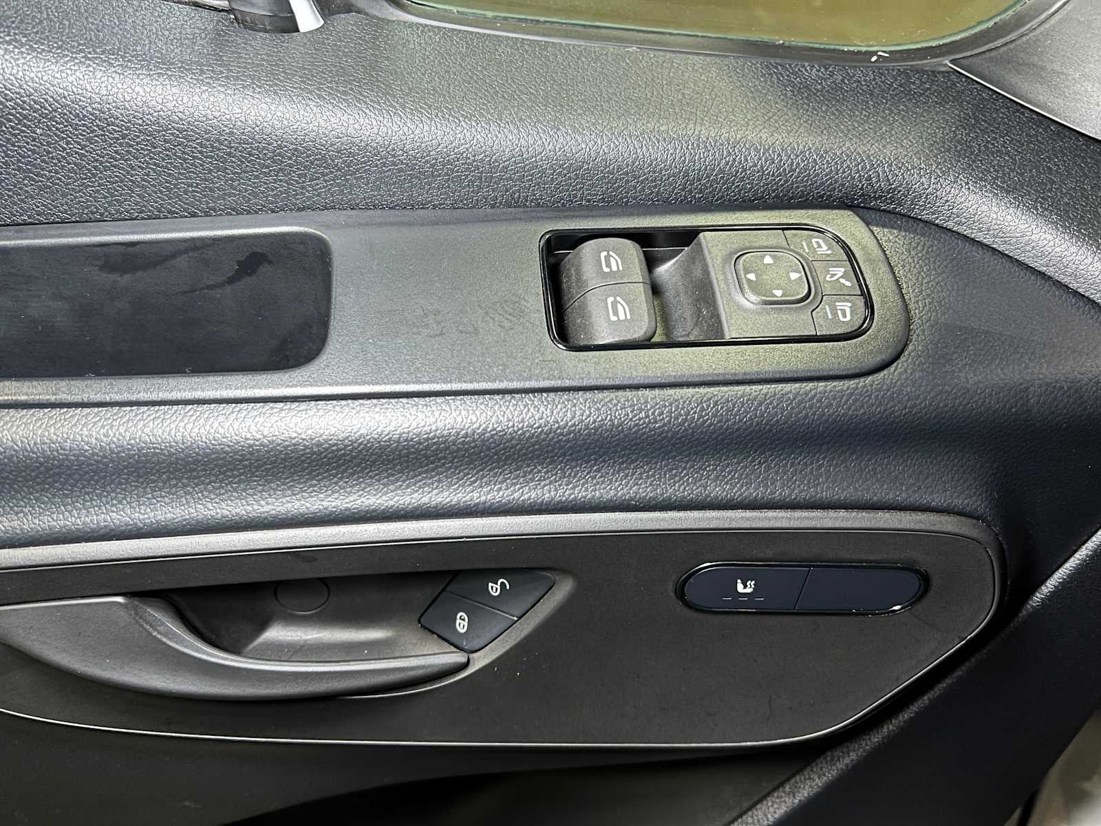 2025 Mercedes-Benz Sprinter Cargo Van 2500 High Roof I4 Diesel HO 170" RWD